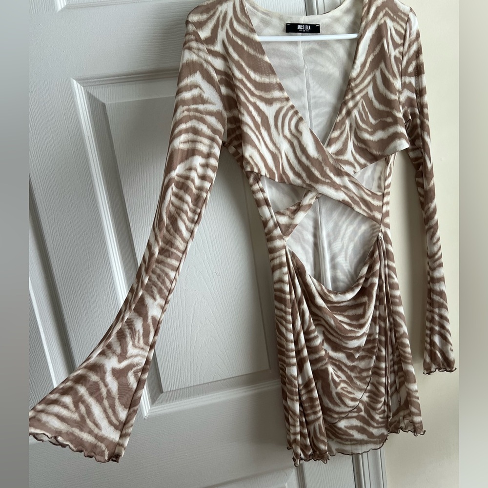 Miss Lola Tan & White Zebra Print Cut Out Mesh Mini Dress Medium - Picture 5 of 9